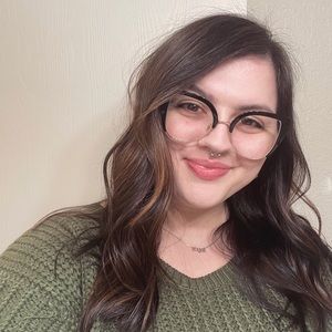 Meet your Posher, Brittney